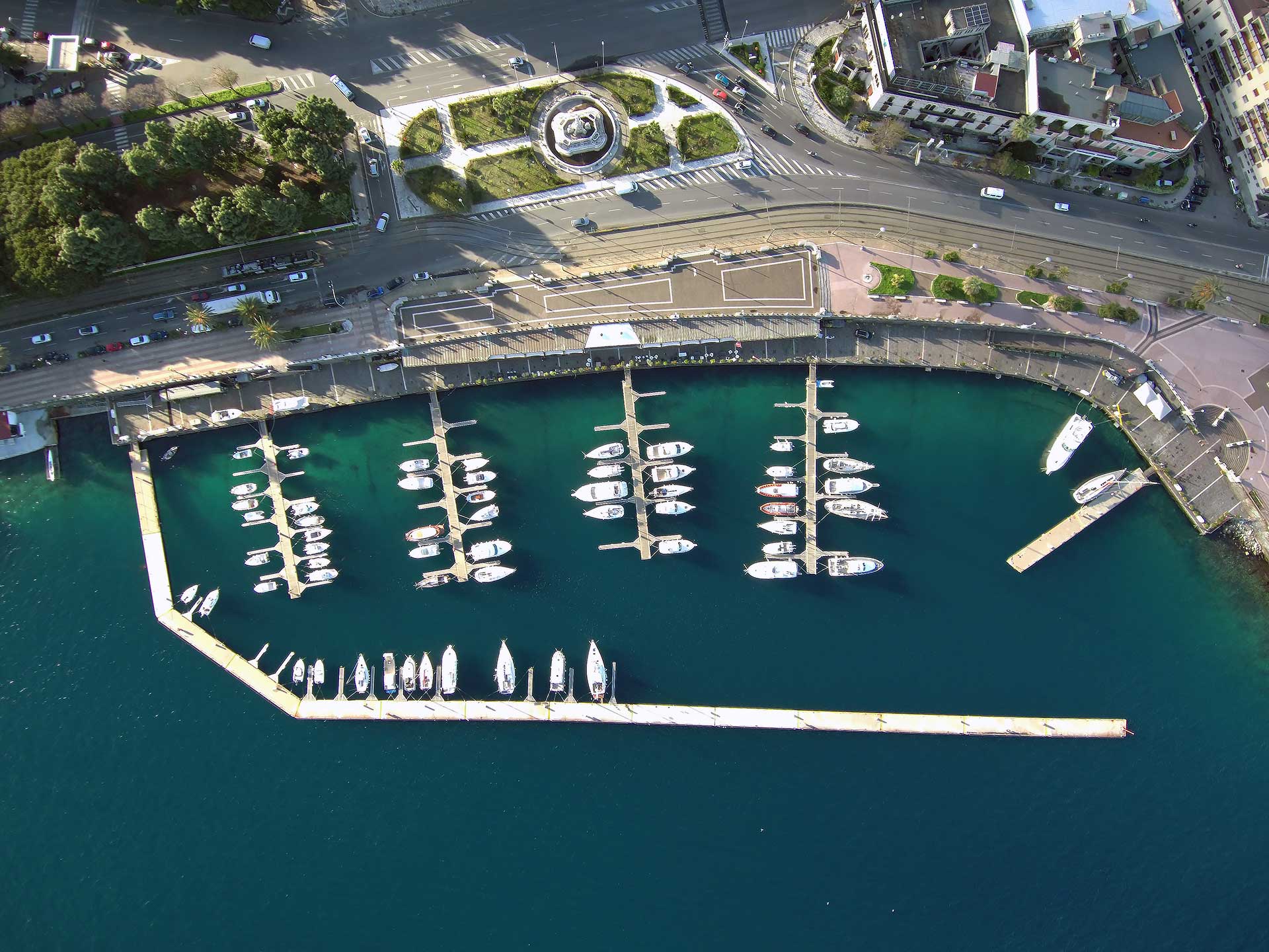 marina del Nettuno Messina